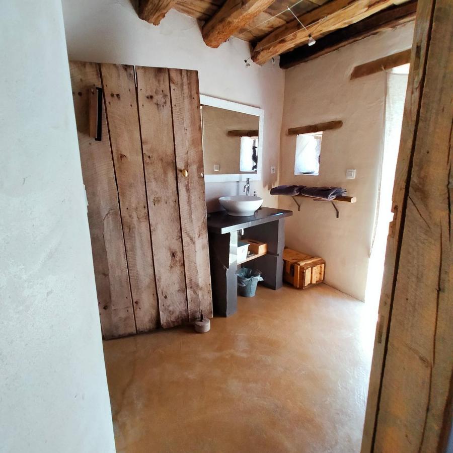 Suites De Campagne Les Eydieux, Petits Dejeuners Inclus Saint-Angel  Eksteriør bilde